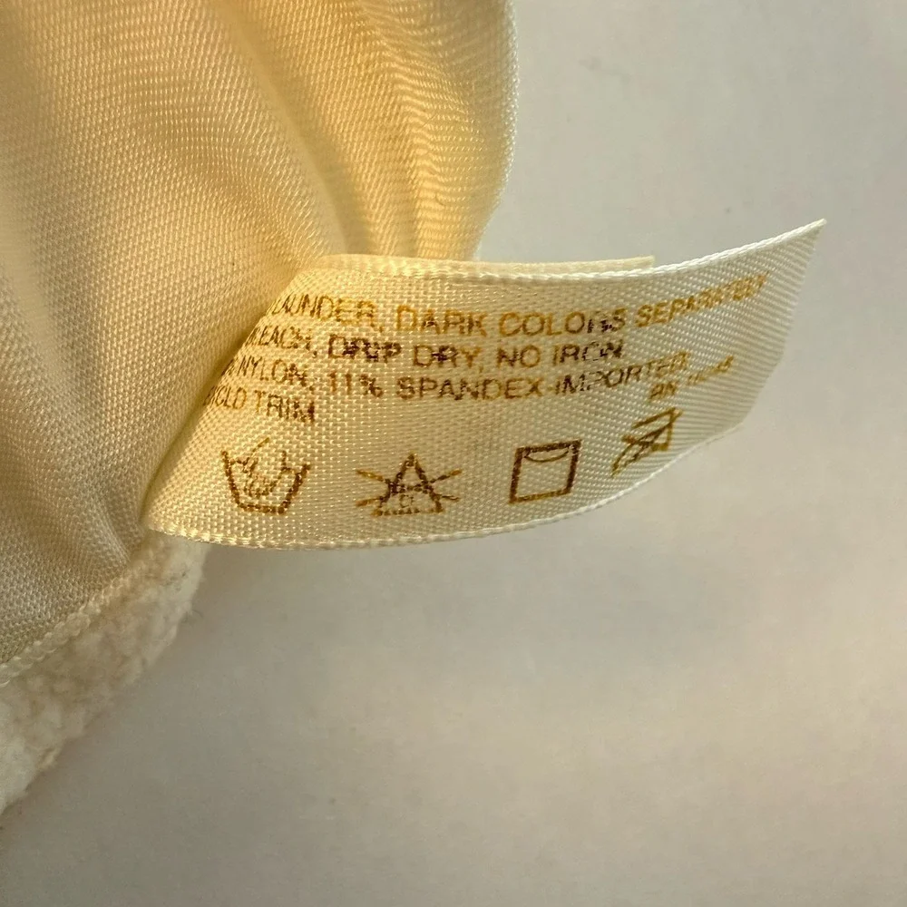 Vintage Victoria's Secret The Miracle Bra 34D White Satin Shiny Padded Push Up